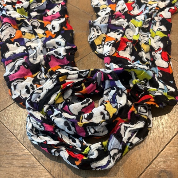 Vintage Disney Mickey Mouse Colorful Cartoon Character Scarf - Picture 4 of 5